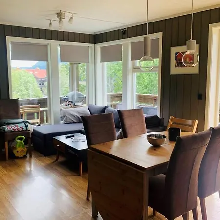 Super Sentral, Flott Og Solrik Leilighet I Sentrum Hemsedal Exterior foto